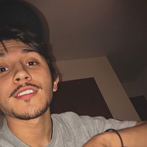 Meet your Posher, Luis